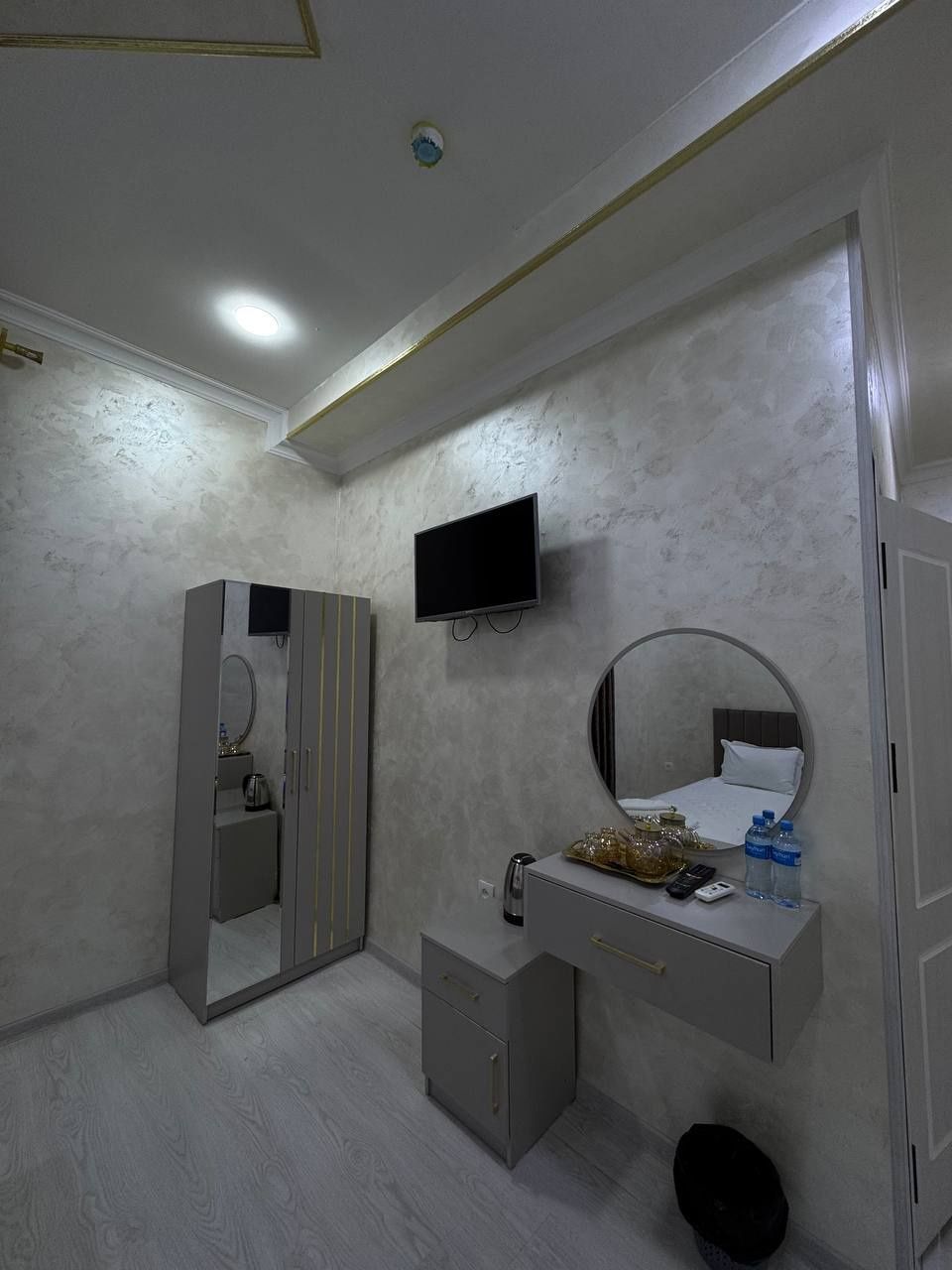 Bez zaks hotel mehmonxona