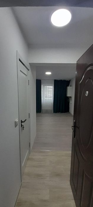 Garsoniera in Onesti, zona Jisk, etaj 3