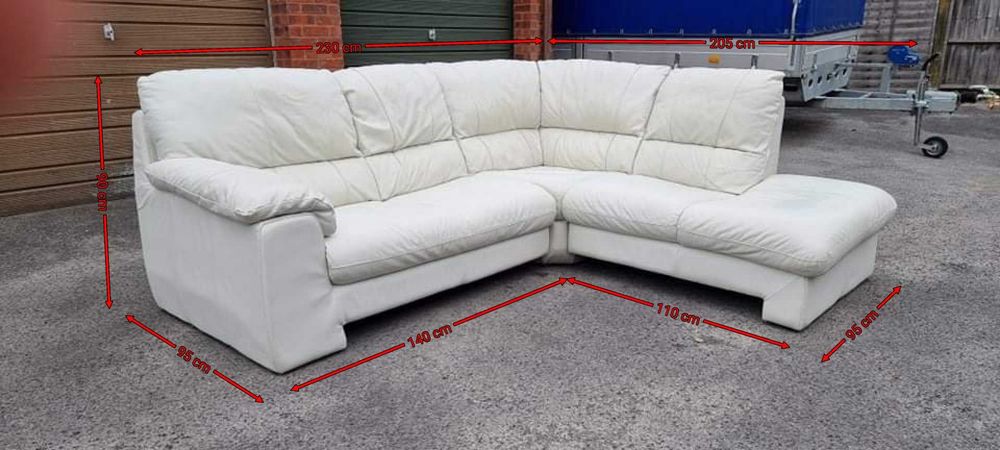 Coltar din piele alb