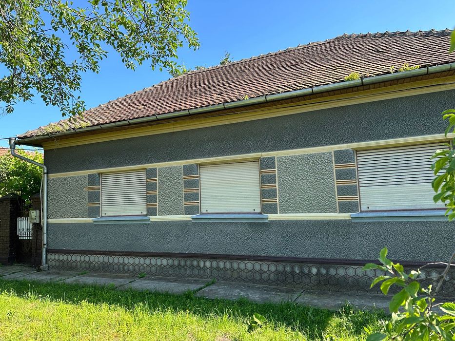 Casă de vânzare în Ineu, județul Arad