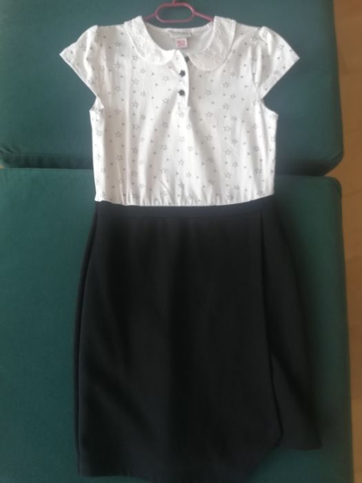 Продавам рокли за млади госпожици + Подарък