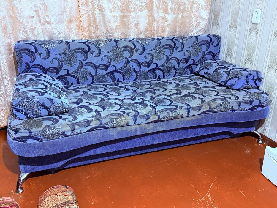 Отдам диван тахту бесплатно