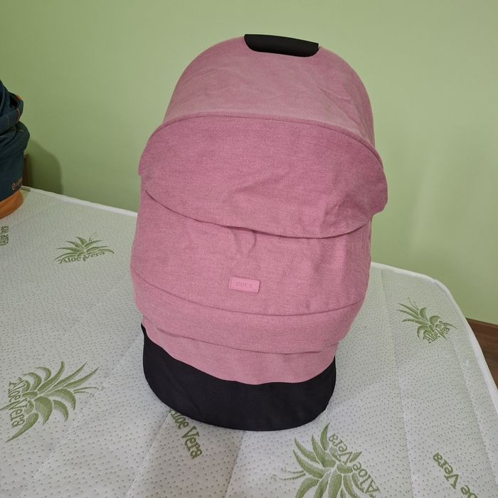 Cybex 2 в 1 кош за новородено и седлака