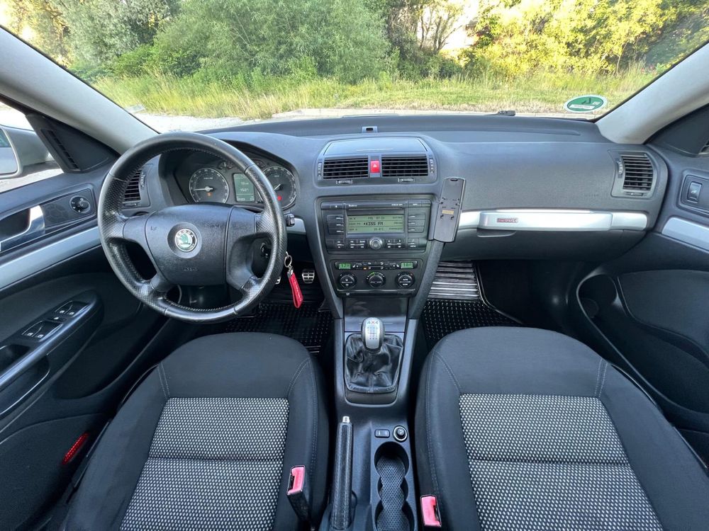 Skoda Octavia SCOUT /2.0 TDI/ 4x4/Xenon/Climatronic