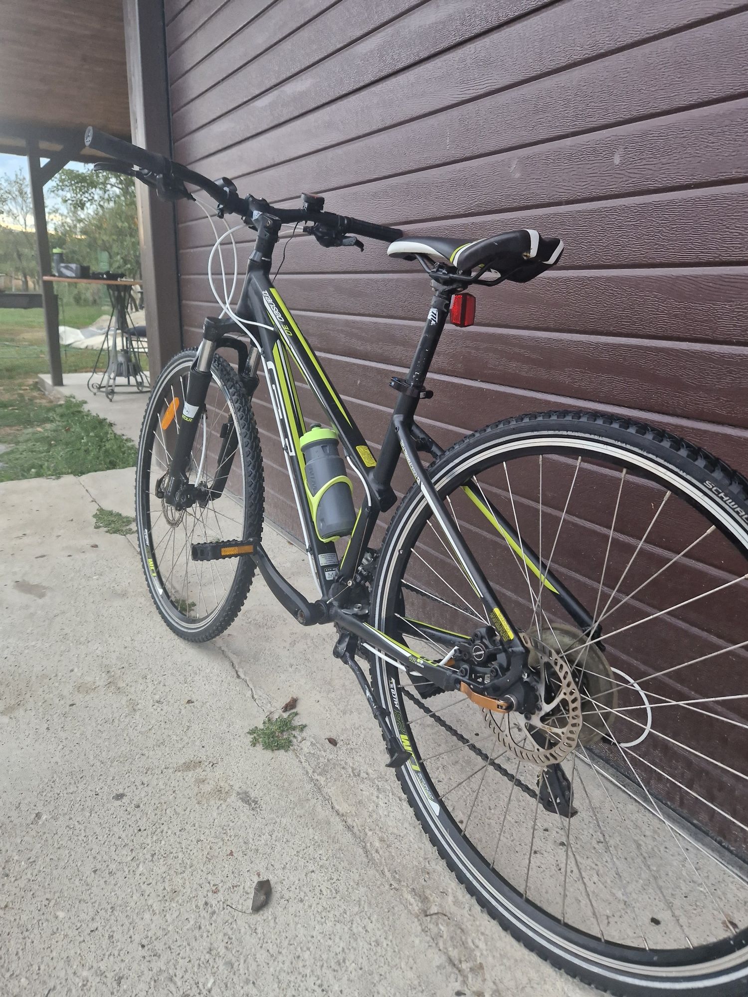 Bicicleta GT roți 28,5