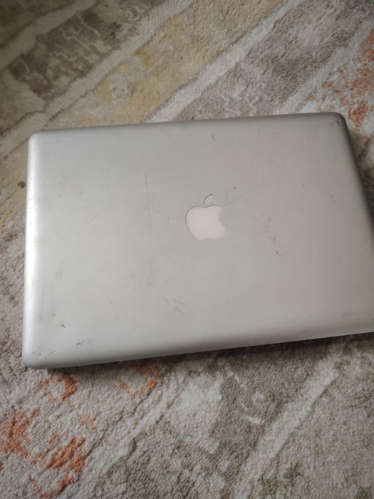 Лаптопи за продажба