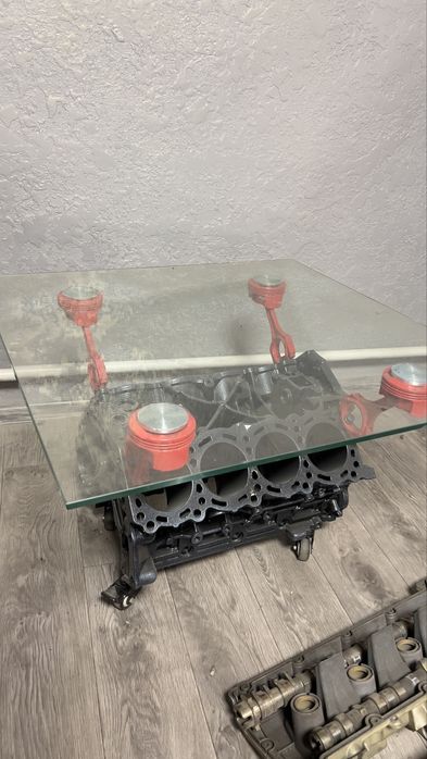 Журнальный столик с двигателем