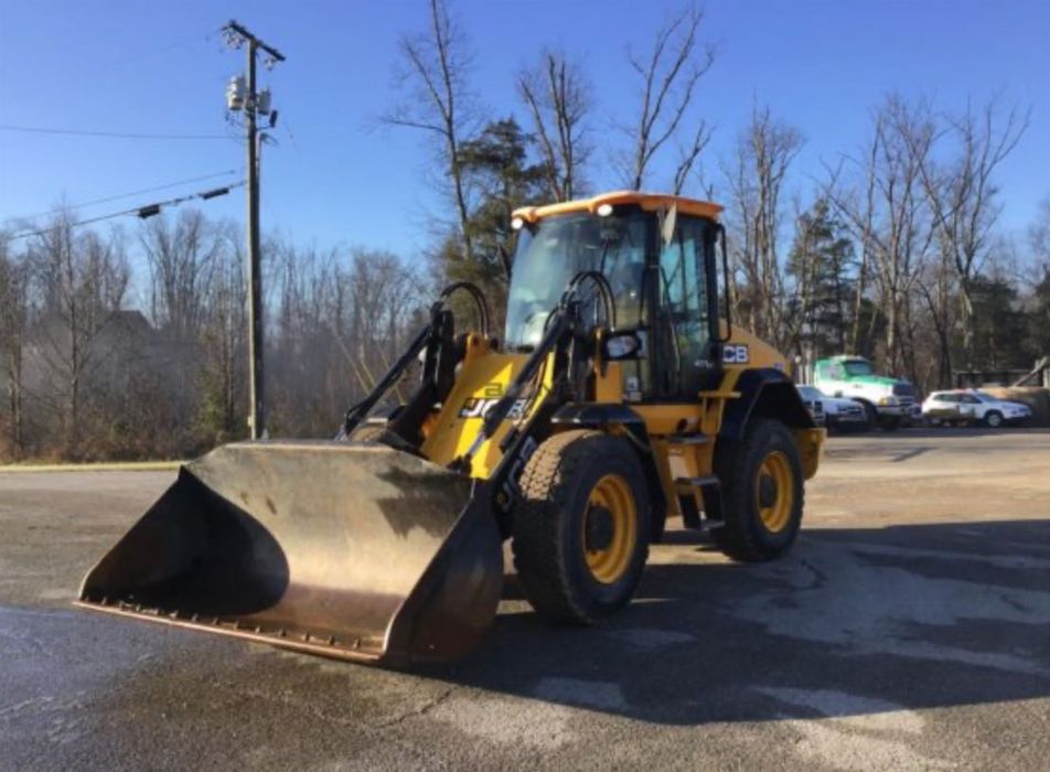 Dezmembrez încărcător frontal JCB 411, JCB 409, 412, 414S – piese