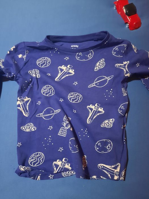 Дрехи 104 размер