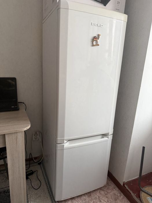 Продам холодилтник