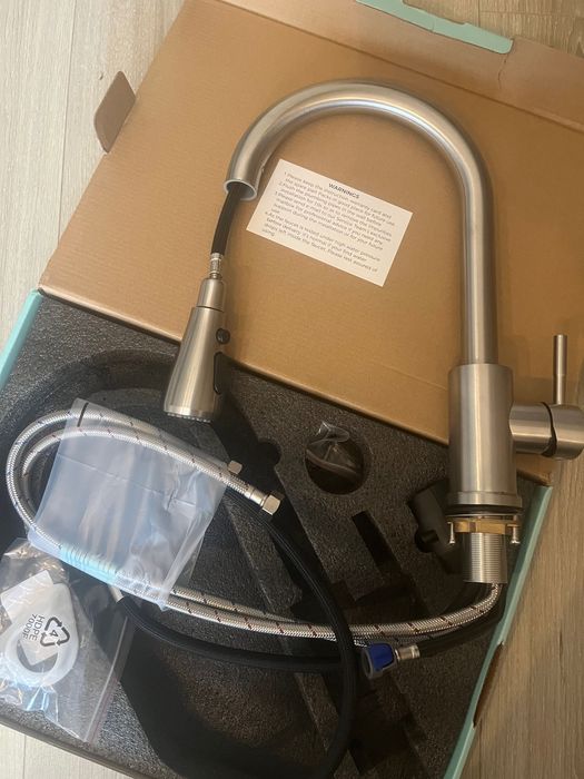 Кухненски кран..