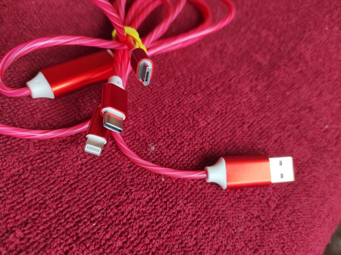Cablu iphone cu mufa USB