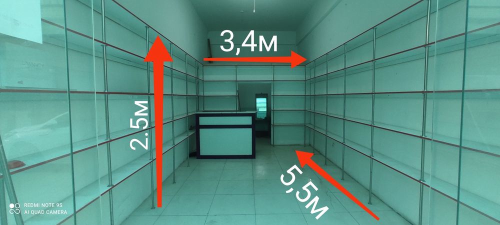 Витрины и полки для магазинов