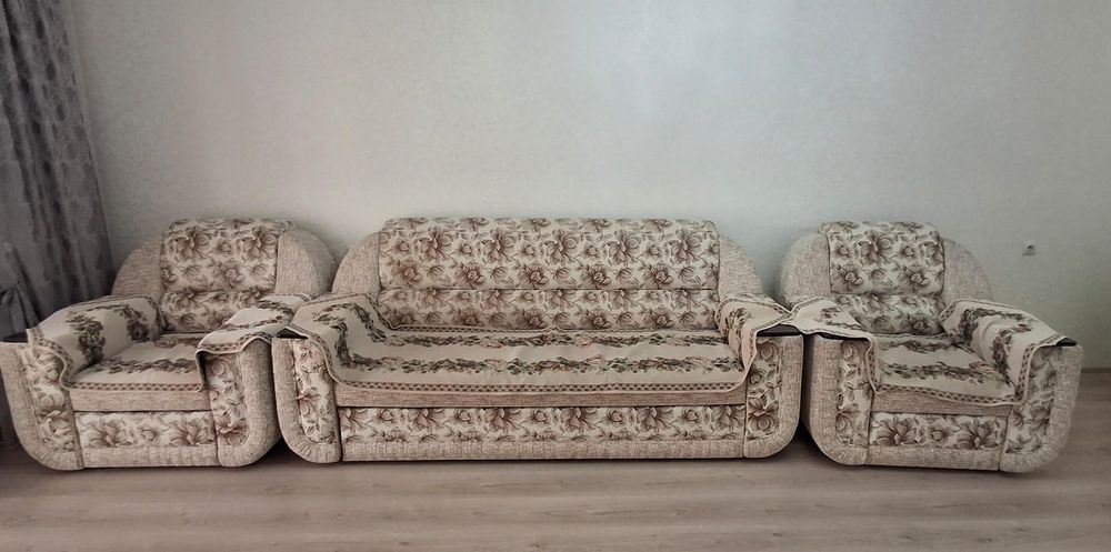 продам диван с креслами