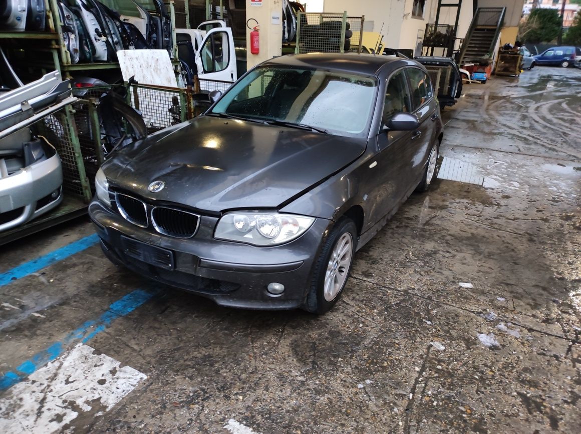 БМВ/BMW 120 D 2005г