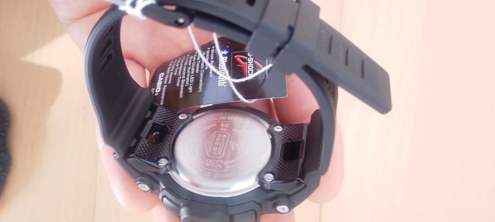 ЧАСОВНИК CASIO G-SHOCK GBA-900-1AER Със 2 години гаранция