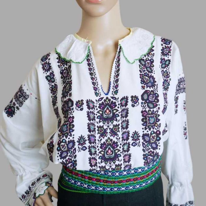 Costum popular vechi din Banat , costum traditional M-L