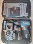 Bosch шуруповерт бесщеточный GSR 12V-300FCB