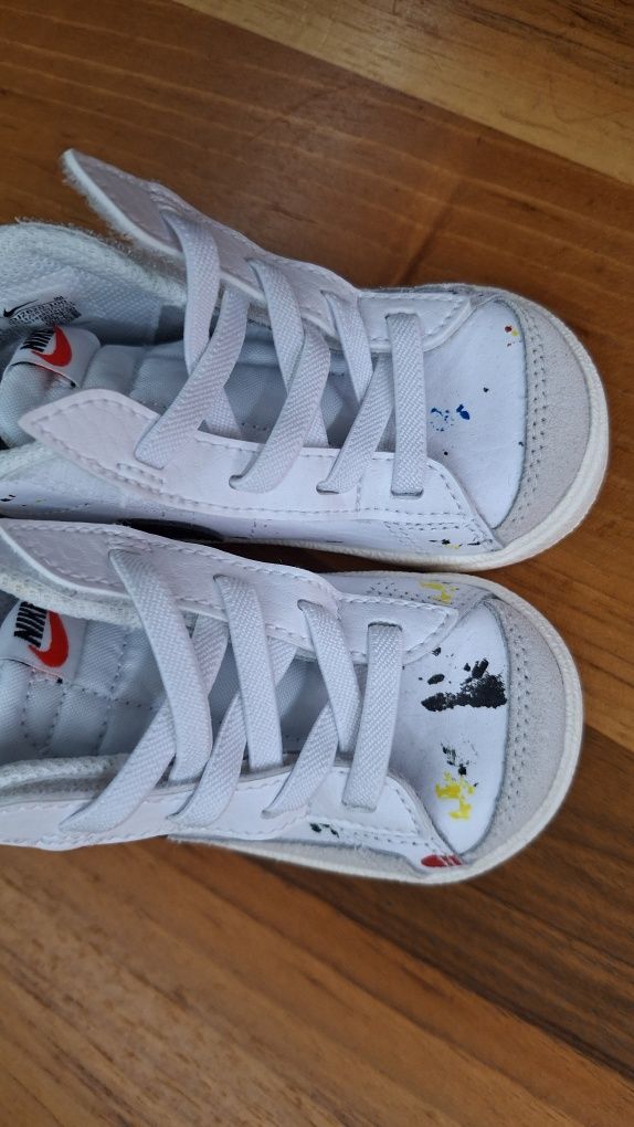 Нови унисекс кецове Nike размер 22