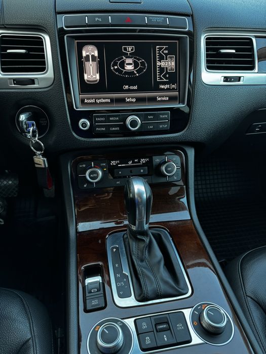 Volkswagen Touareg V6 3.0 TDI