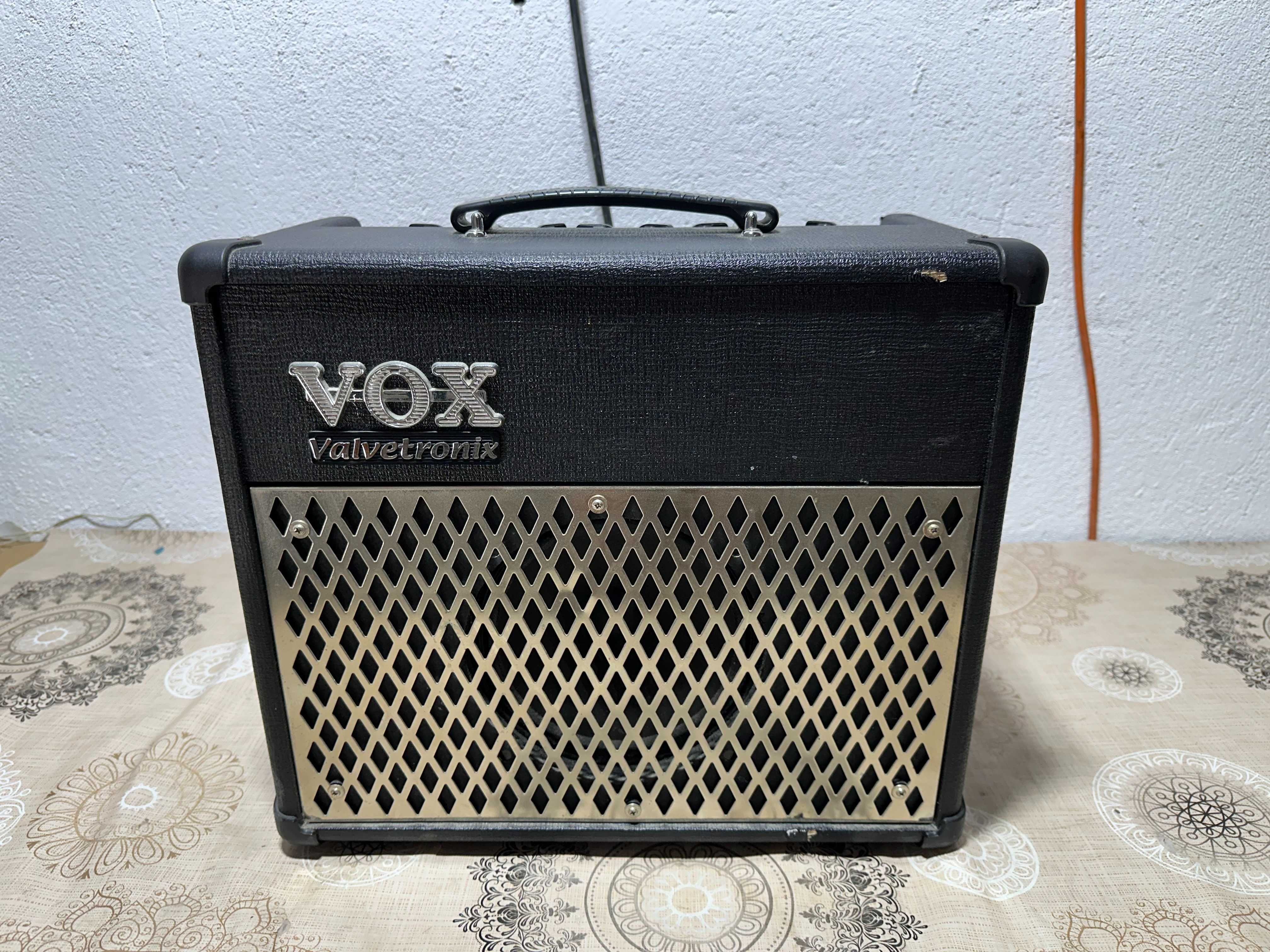 Кубе - Vox AD15VT