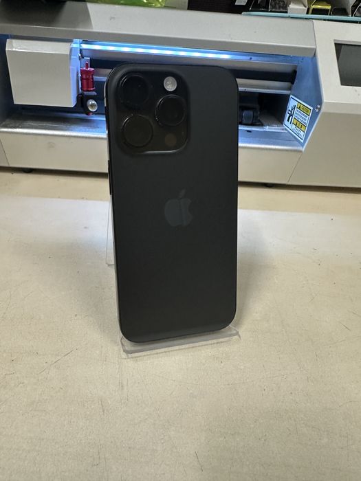 Iphone 16 pro / 128 gb / 100% baterie / garantie