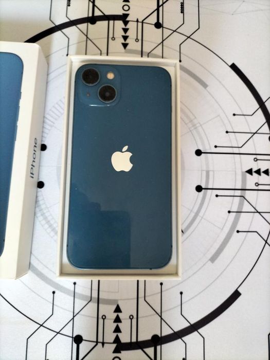 iPhone 13 Blue 128GB la schimb