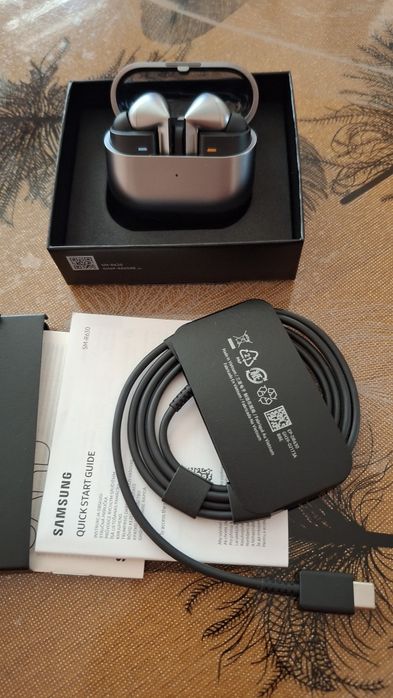 Samsung Galaxy Buds3 Pro Silver слушалки