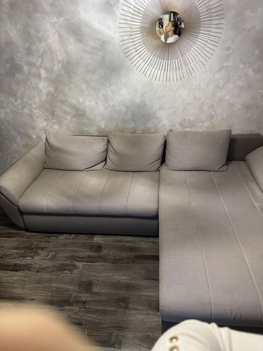 Coltar extensibil cu lada de depozitare