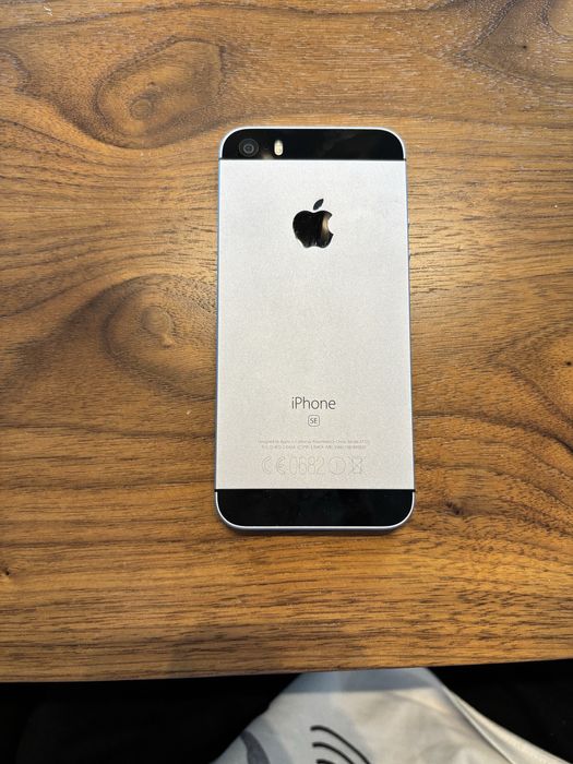 Iphone se gen1 2017