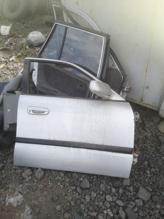 Мазда 626, птичка, 99 гв