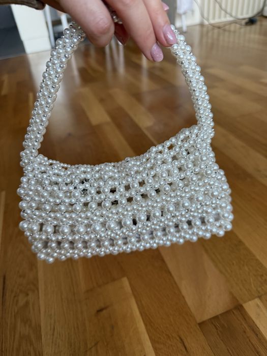 Geanta pentru cununie sau ocazie speciala, eleganta, alba ,mica