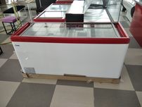 Морозильный ларь стеклянный витрина витринный морозильник магазина