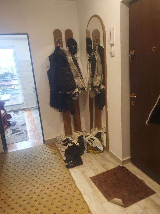 Inchiriez apartament cu 4 camere central