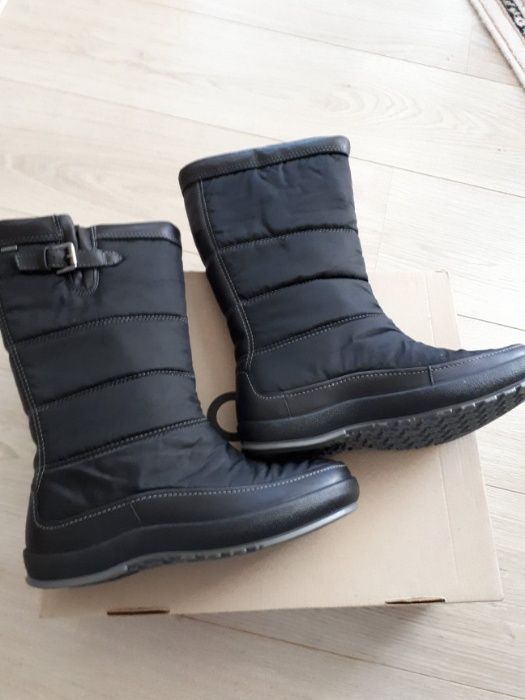 Apreschiuri dama (ghete outdoors/ cizme impermeabile), nepurtate