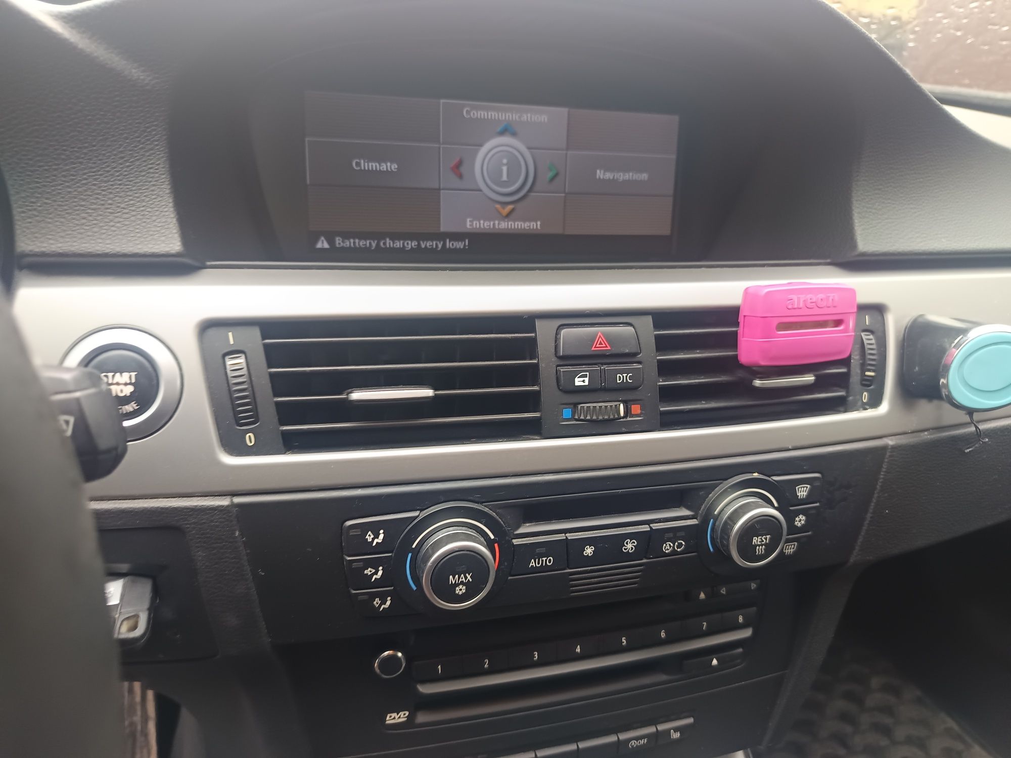 Dezmembrez BMW e90