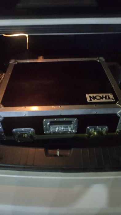 Mixer Digital Yamaha 01v 96 (Nou)