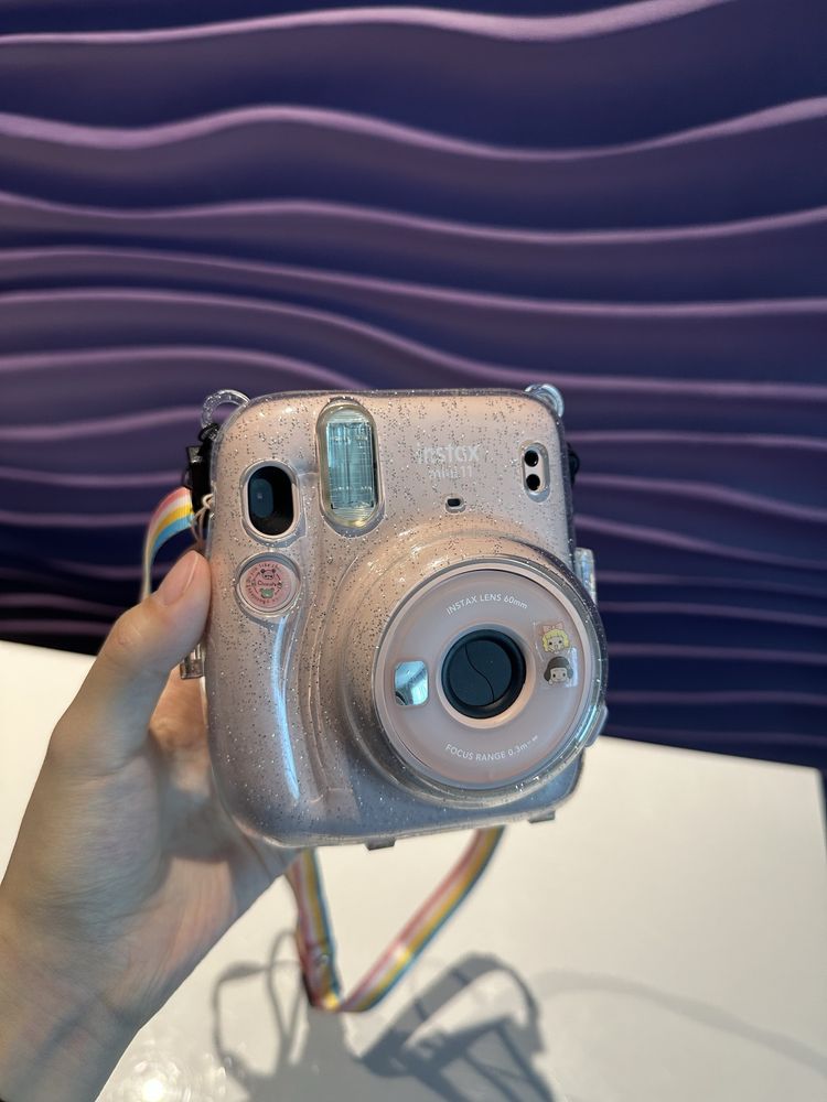 Полароид Instax Mini 11 розовый, чехол в подарок