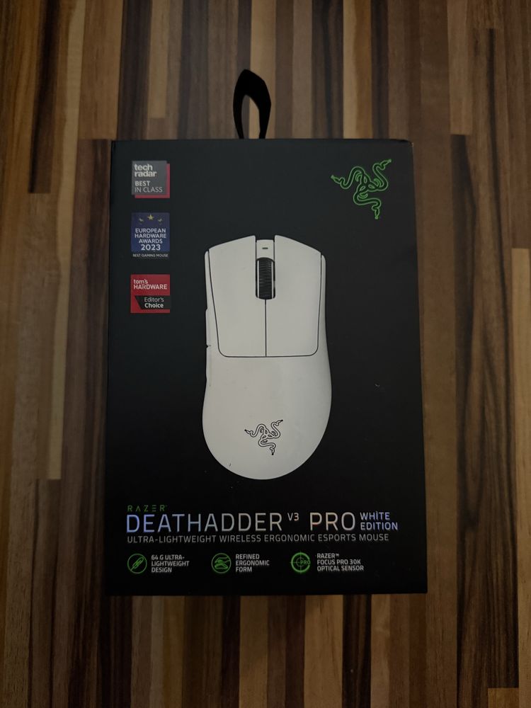 Mouse gaming wireless Razer DeathAdder V3 Pro, USB, 30k DPI, alb NOU