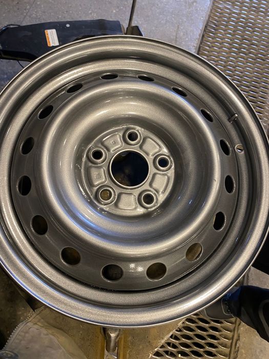 Продам оригинальные диски от тойоты r16 цо 60.1 разболтовка 5*114.3