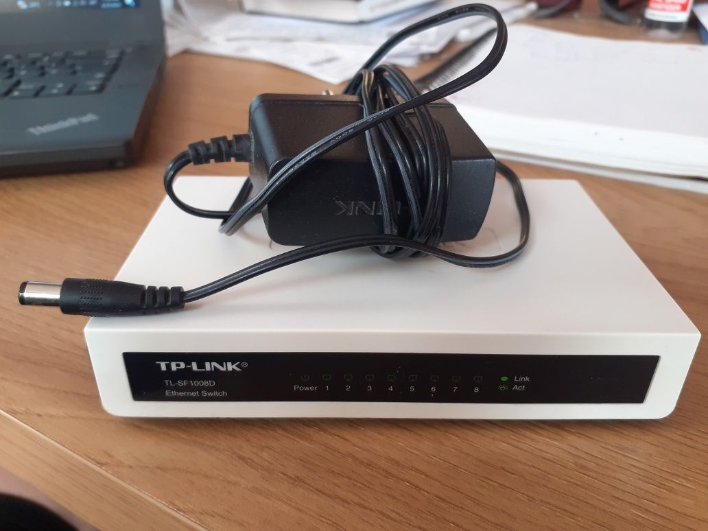 TP-LINK Ethernet Switch