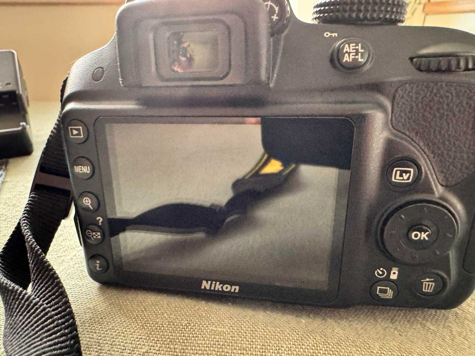 Продавам фотоапарат Nikon D3300