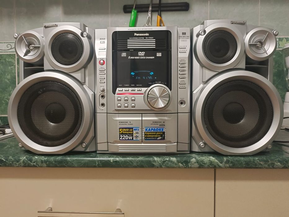 Продам музыкальный центр