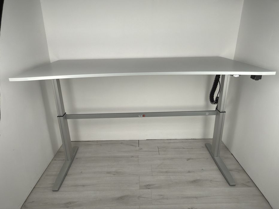 Бюро електрическо повдигане Ш 200см Х Д 100см Х В от 72см до 120см