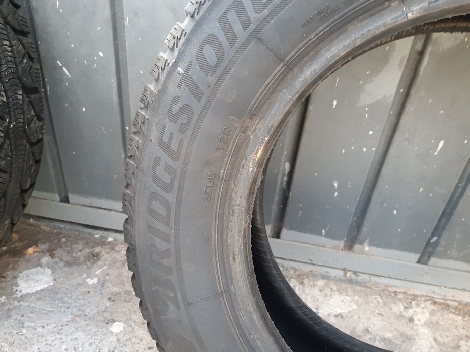 Зимни гуми Бриджистон 2бр.