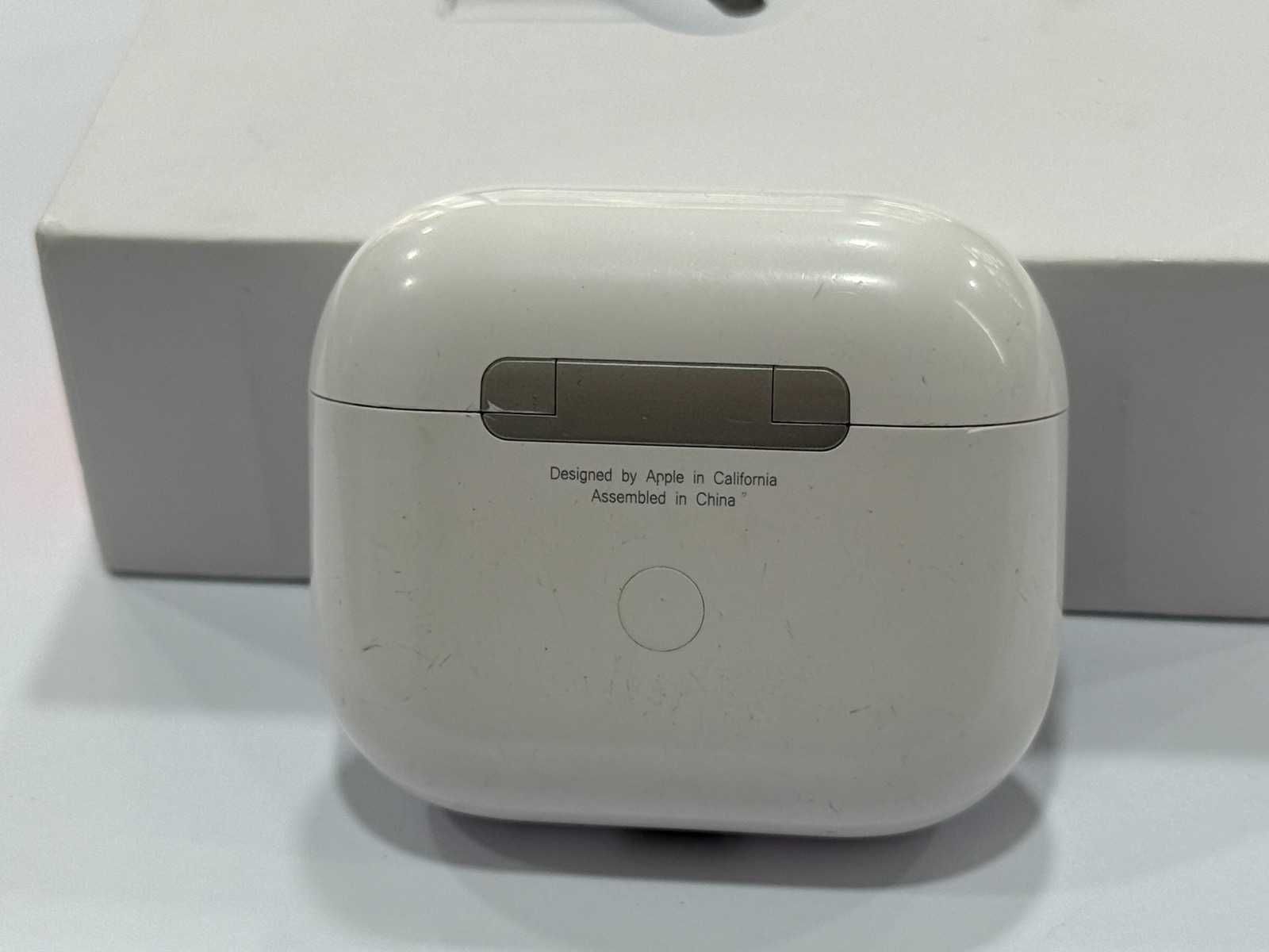 Apple AirPods (3rd generation)