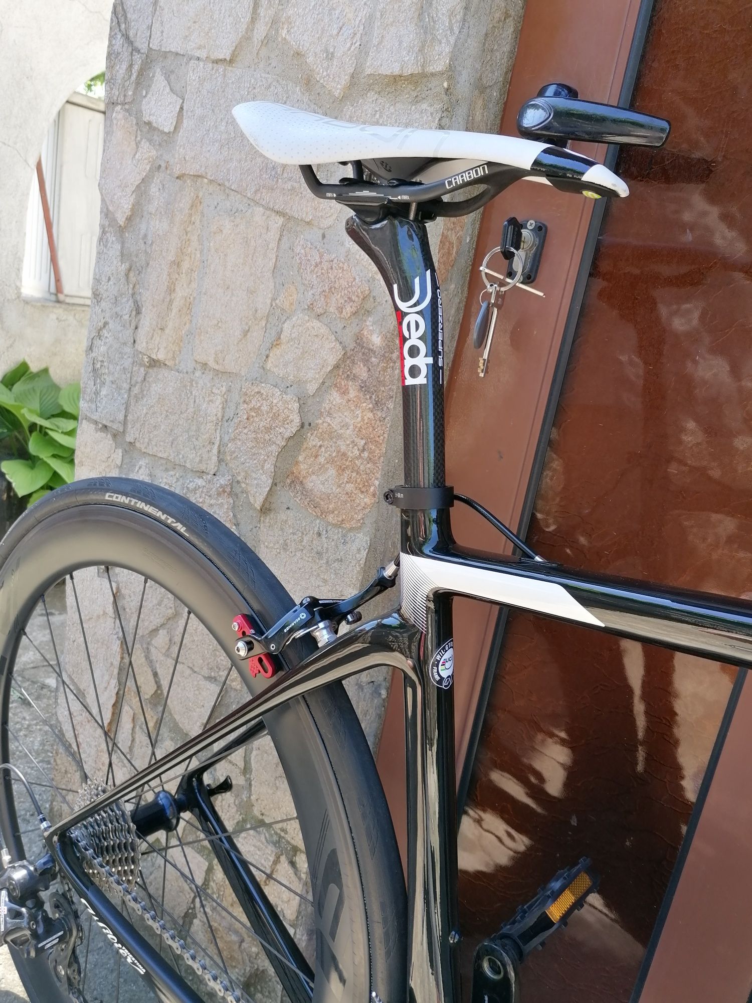 Шосеен WILIER Full Carbon, Campagnolo Record 2*11, като нов!