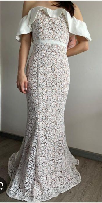 Официална рокля Jarlo London