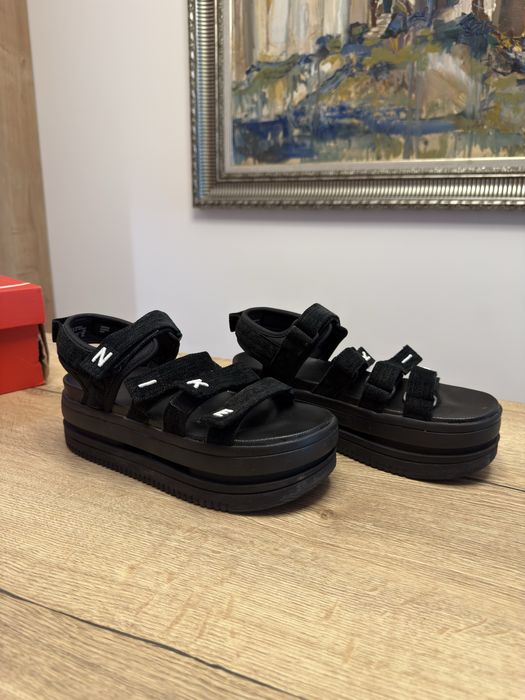 Сандали с висока подметка “Nike”