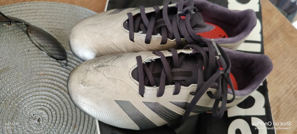 Ghete fotbal Adidas PREDATOR League Multi-ground